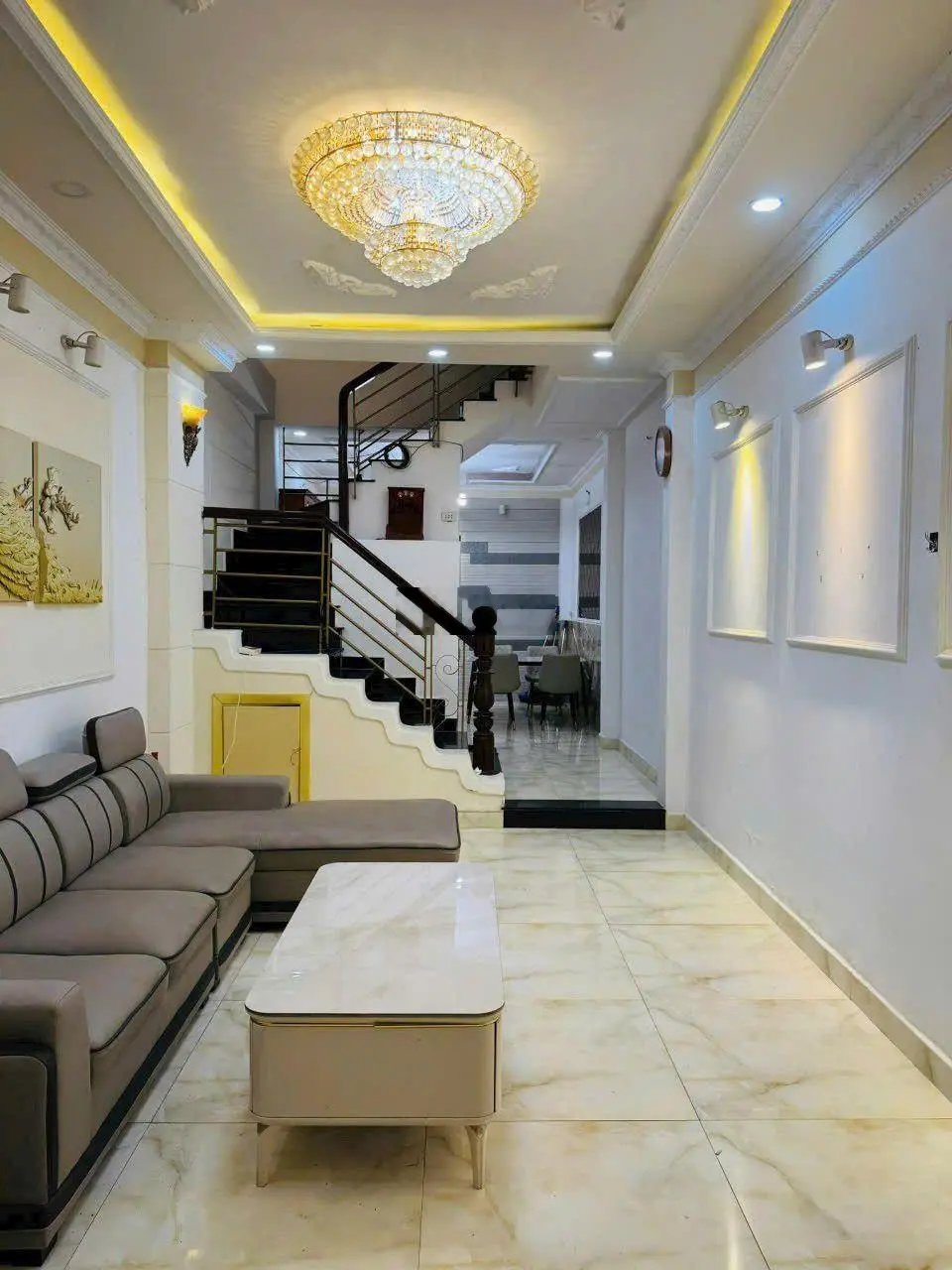 Chủ gấp bán nhà mới đẹp tăng nội thất hẻm xe hơi đổ cửa