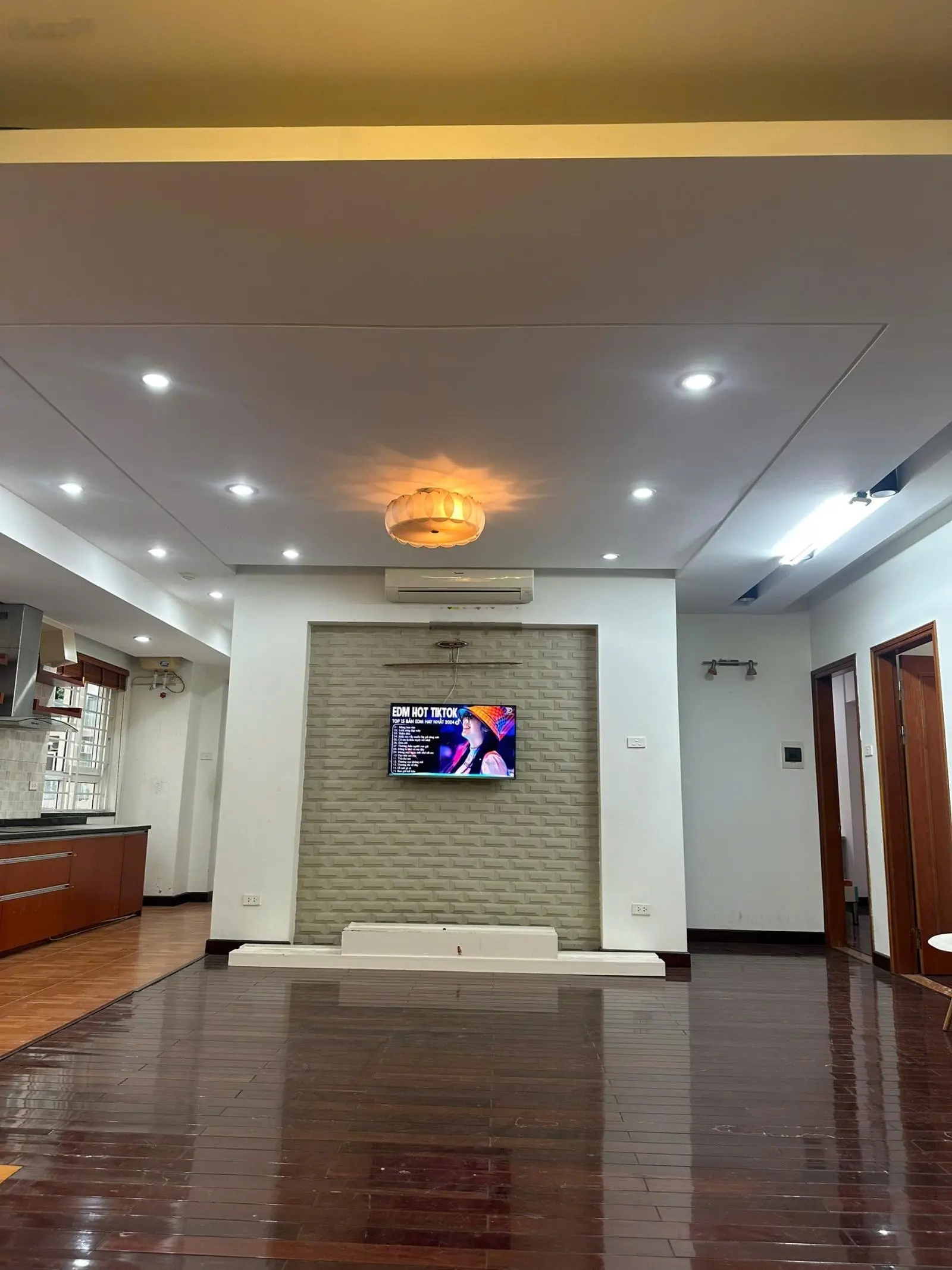 Bán căn hộ chung cư Vimeco II - Nguyễn Chánh, 9,83 tỷ vnđ, 151m2, 3 PN. LH 0934 593 ***