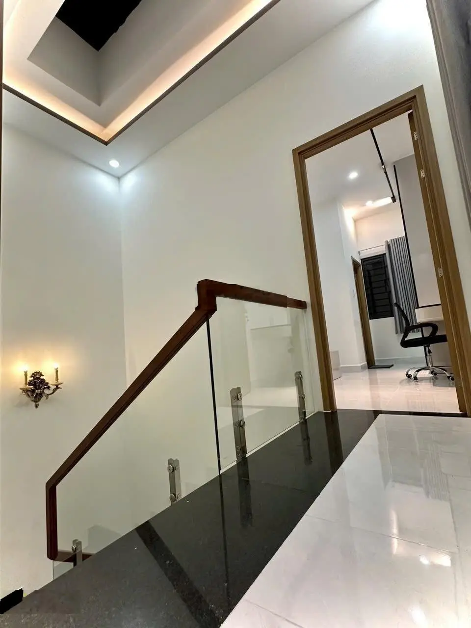 Bán nhà 3 tầng Phan Văn Hân, Phường 17, Bình Thạnh, 3tỷ, DT 75m2, sổ riêng, 0896 465 ***
