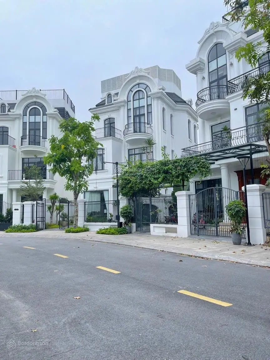 Bán liền kề Ngọc Trai 90m2 Vin Marina