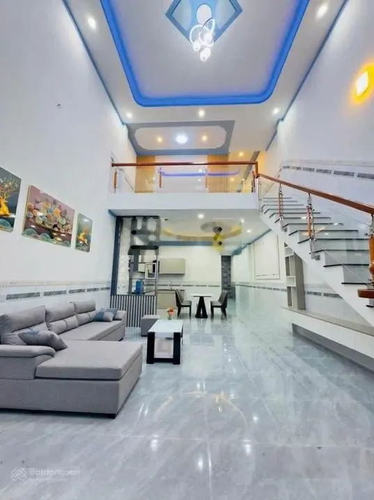 Có nhà cần bán tại Liên Khu 4 - 5 Bình Tân DT 65m2 GIÁ 2 tỉ 465 hẻm trước nhà 6m, sát trường học