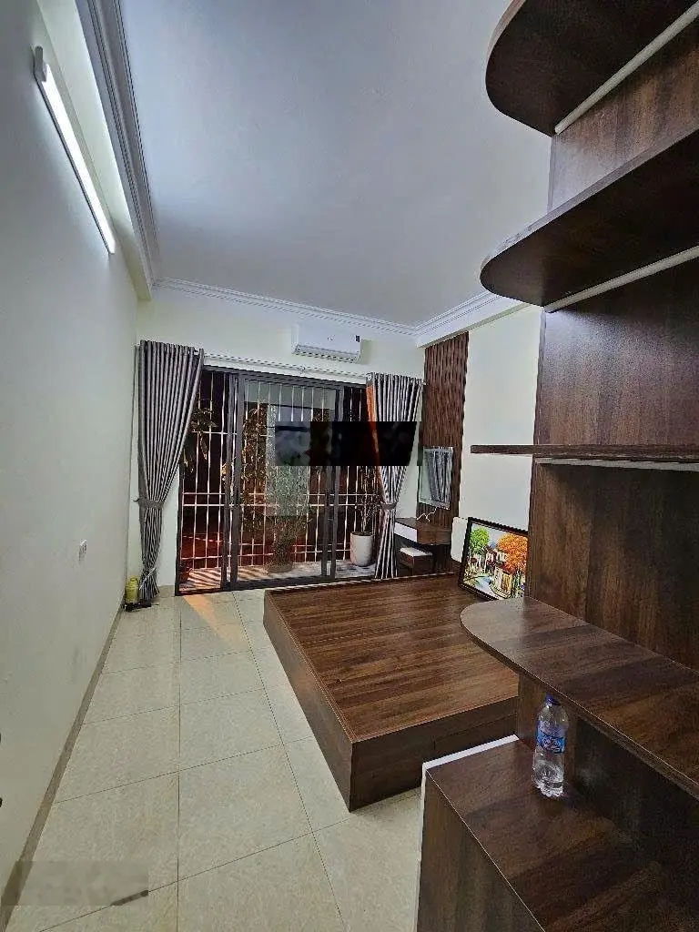 Bán nhà ngô gia tự,50m,4ngu,phun nội thất,gần ô tô tránh,chỉ 6.5ty