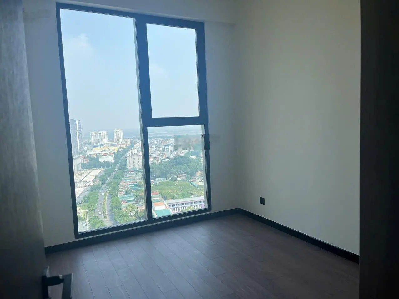 Bán căn hộ 2pn+ 92.9m2 - view lôttle & hồ tây, nội thất cao cấp - tiện ích đẳng cấp