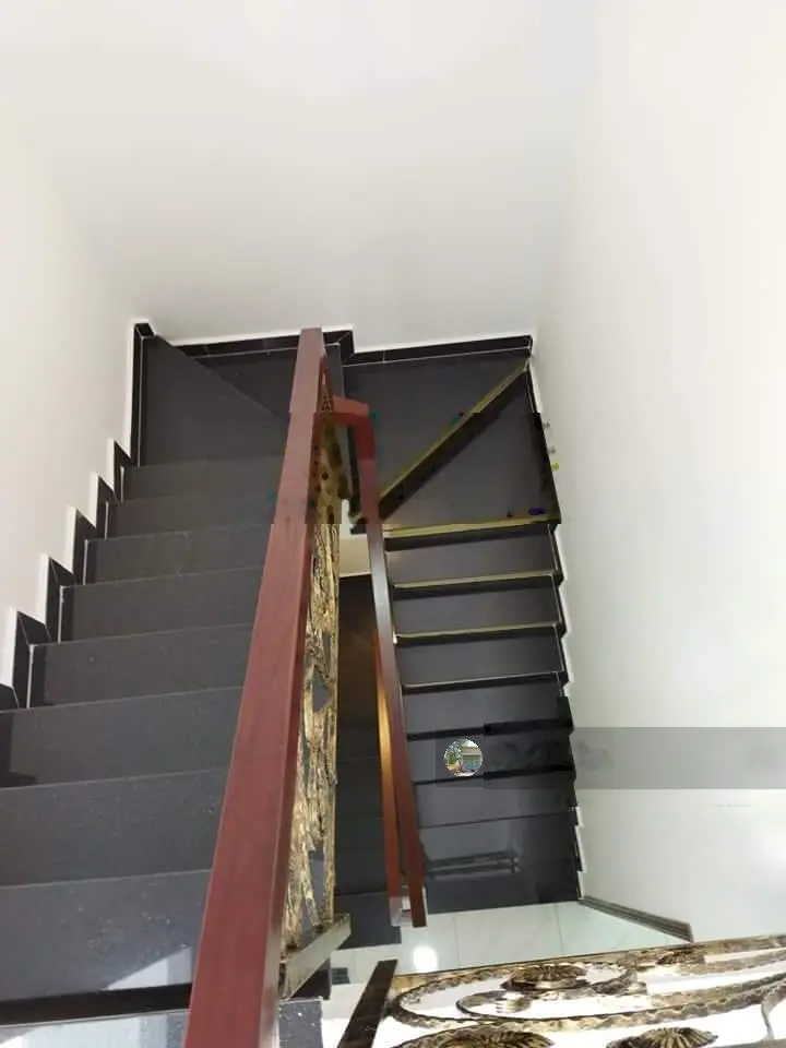Bán nhà đường Lê Văn Phan 55m2 giao với Phú Thọ Hòa đang cho thuê 12tr/th đầy đủ tiện ích