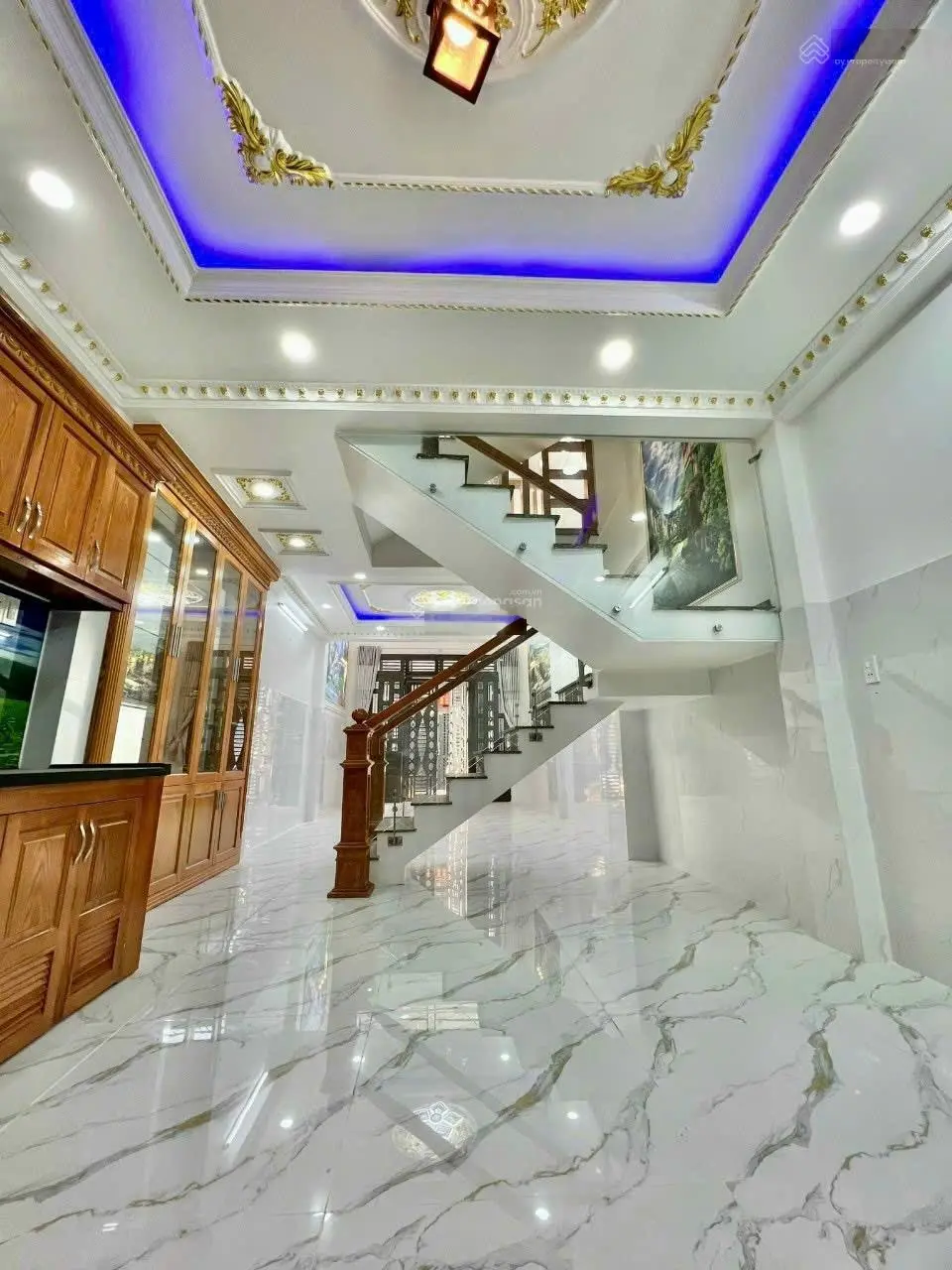 Bán nhanh căn nhà đ.nguyễn thị minh khai phường 5 quận 3, giá 3tỷ2, dt 70m2, lh 0896465262