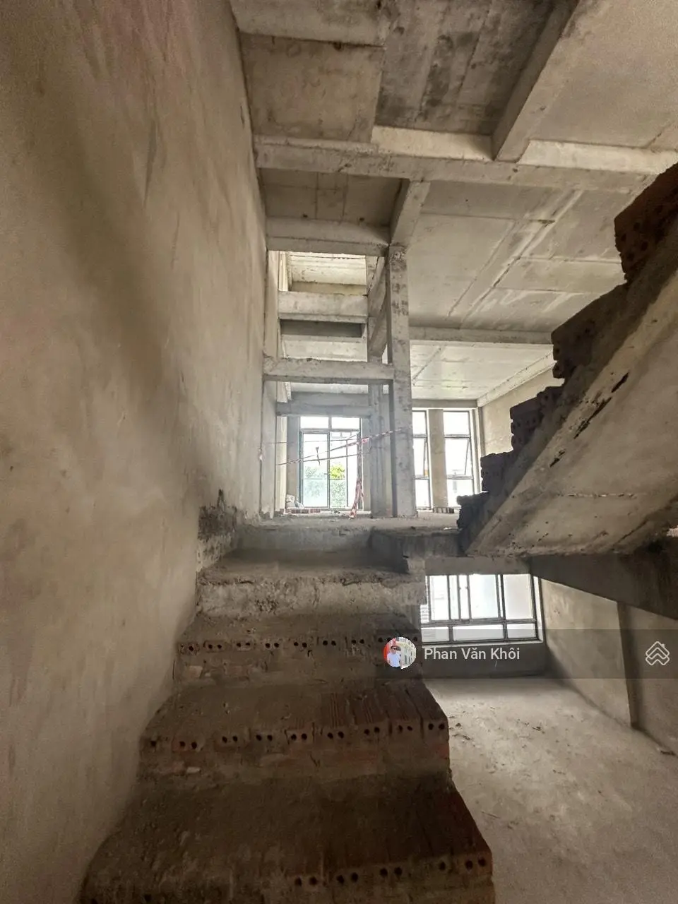 Nhà thô duy nhất KĐT Vạn Phúc Cần Bán Gấp, DT: 6x17m, Nhà 1 Hầm 5 Lầu - Sổ Hồng Có Ô Thang Máy