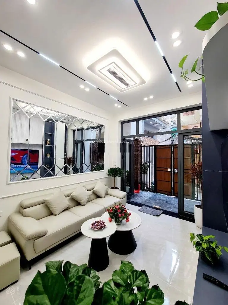 Đội Cấn - tặng full nội thất - nhà đẹp như khách sạn