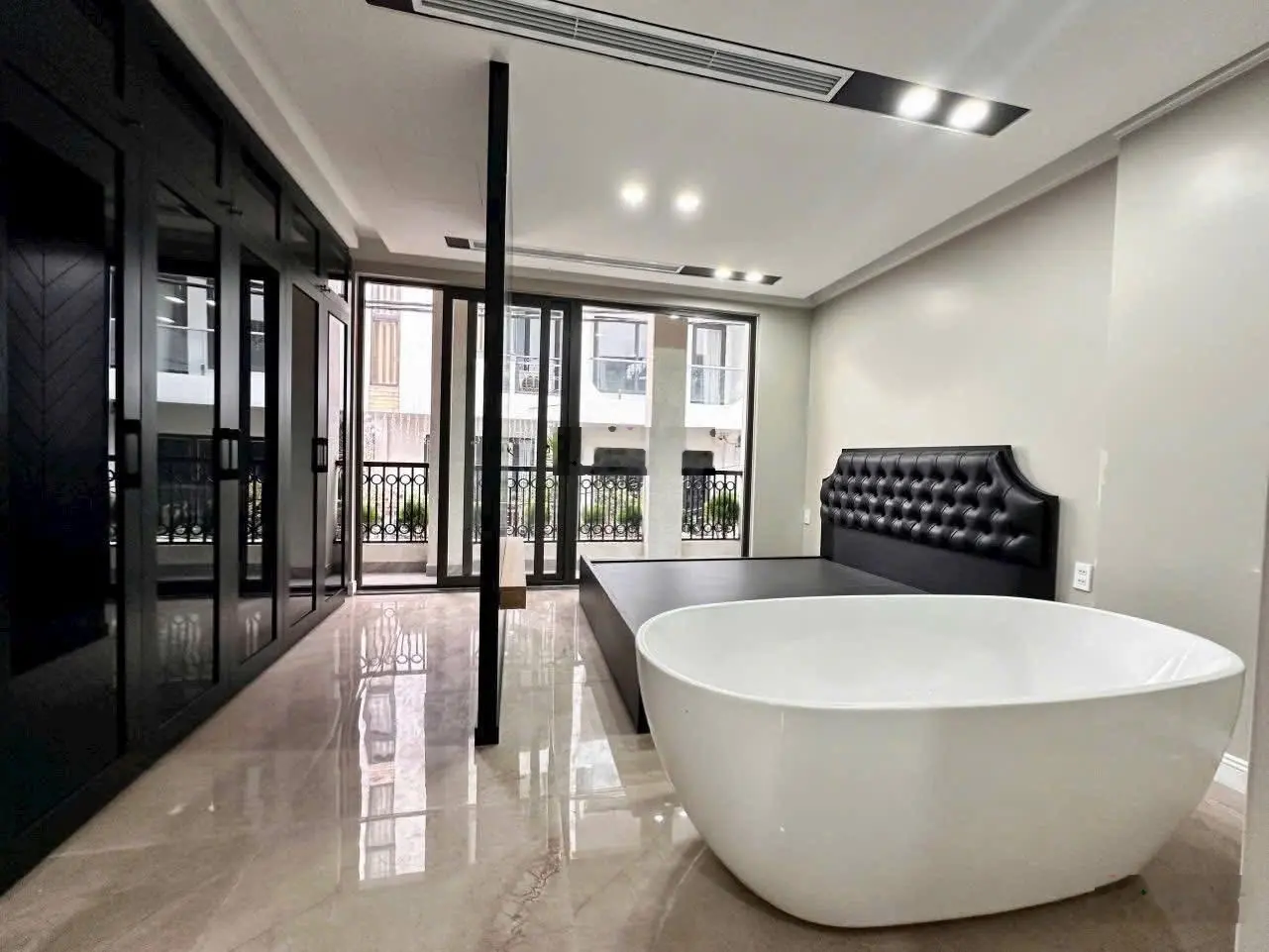 Tuyệt phẩm xây mới full không gian xanh. Ngay công viên Máy Tơ. 5,85 tỷ
