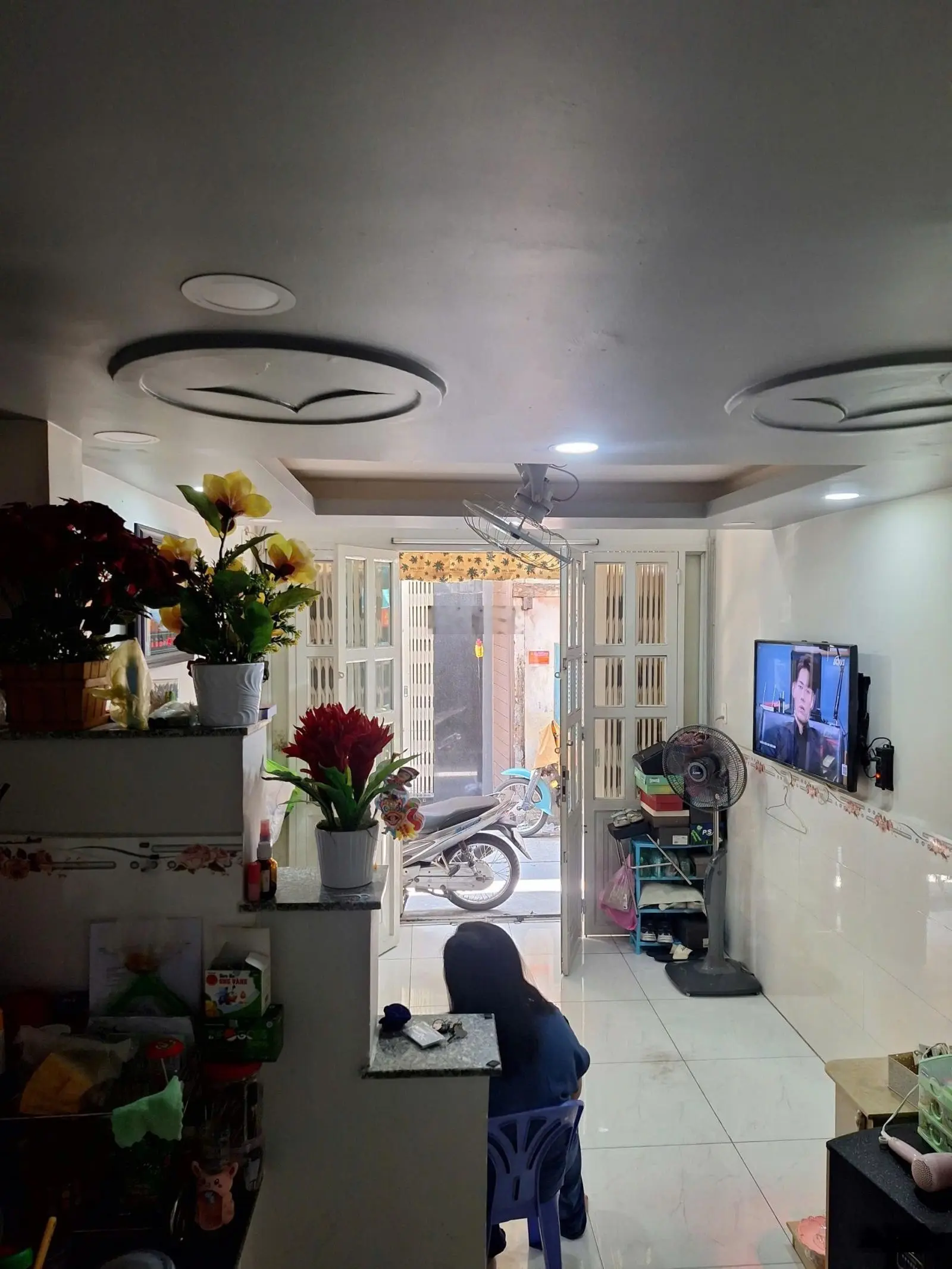 (4.18 Tỷ) Nhà 4 Tầng Bạch Vân, Gần Mặt Tiền..!