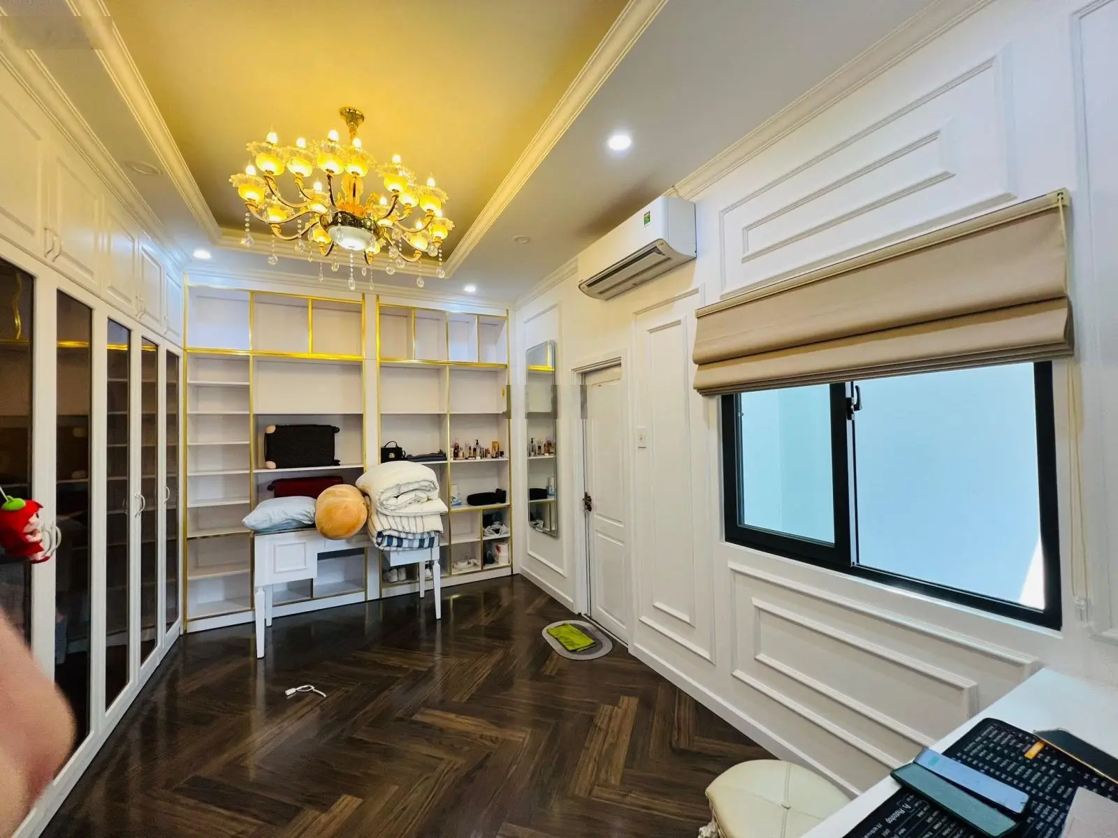 Chủ gửi bán gấp nhà 1 sẹc Liên Khu 10 - 11 hẻm thông 8m. 4,5x18m đúc 4 tấm nhà mới, giá 6 tỷ TL