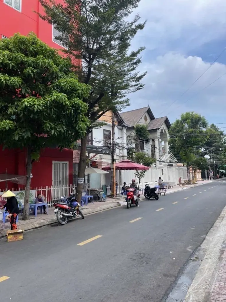Bán biệt thự hầm 5 tầng đường Thành Thái Quận 10, ngang 6m, HXT, hiện hữu, giảm 1tỷ còn 34 tỷ (TL)