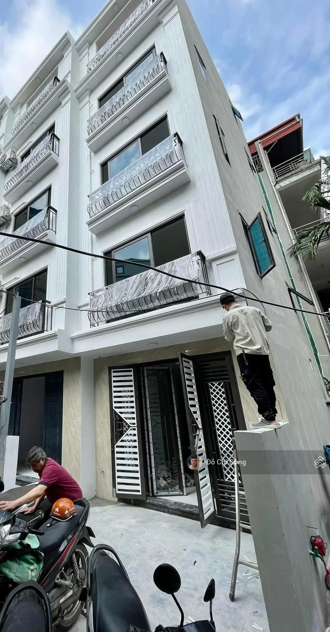 Mai Động - Sát ngay quận Hai Bà Trưng - 40m2 - Xây mới - Siêu hiếm
