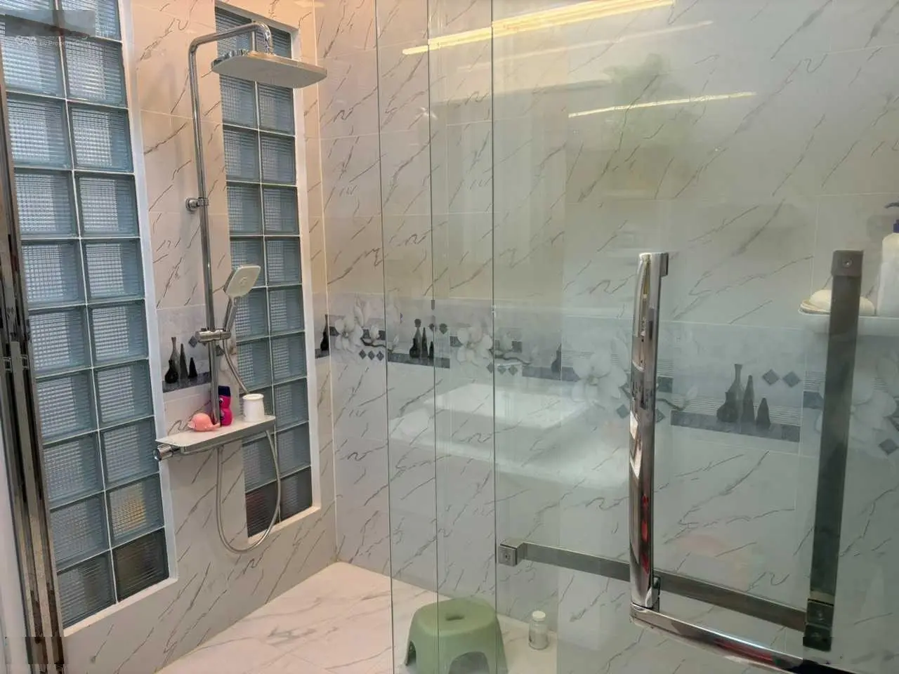 Bán căn hộ Satra Eximland, penthouse thông tầng, 4PN, 5WC, 344m2, full nội thất, SHR, giá 16 tỷ 5