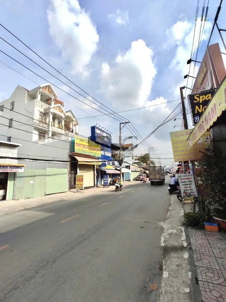 Mặt tiền Nguyễn Thị Búp - khúc giao Nguyễn Ảnh Thủ - Kinh doanh mọi ngành nghề - 120m2 giá 10tỷ