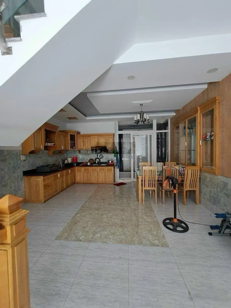 Cần tiền bán gấp nhà hẻm xe hơi Nguyễn Văn Đậu, Phường 5, Bình Thạnh. Giá 3,78 tỷ. 0906 806 *** Ngân