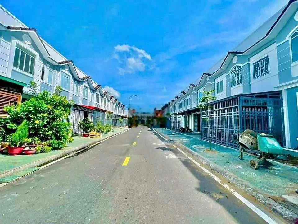 Nhà Mặt Tiền Lộ 12M, Trung Tâm Gần Chợ, Trường Học, An Ninh