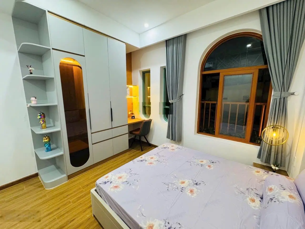 Bán siêu sẩm ngay Đinh Bộ Lĩnh P. 26 nhà 4 tầng mới full nội thất 6.68 tỷ TL mạnh