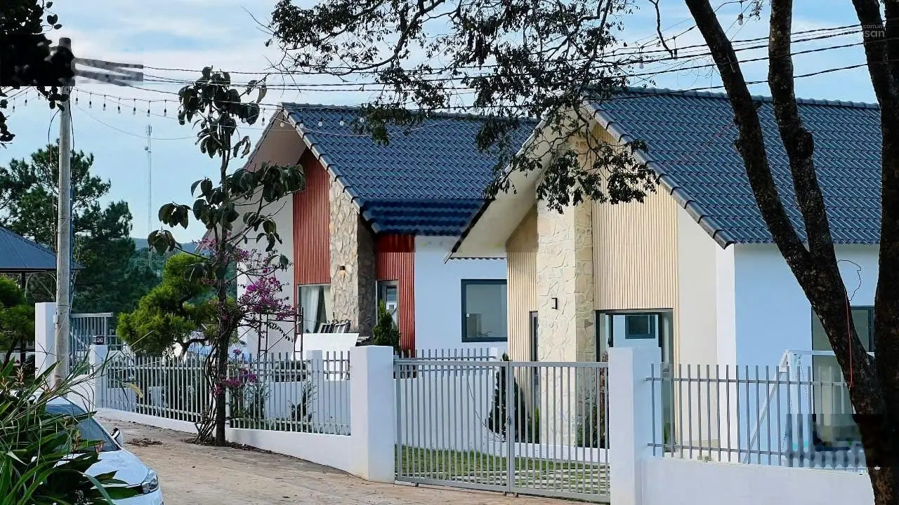 Biệt thự sân vườn ven Đà Lạt 3 tỷ 450, full nội thất cơ bản