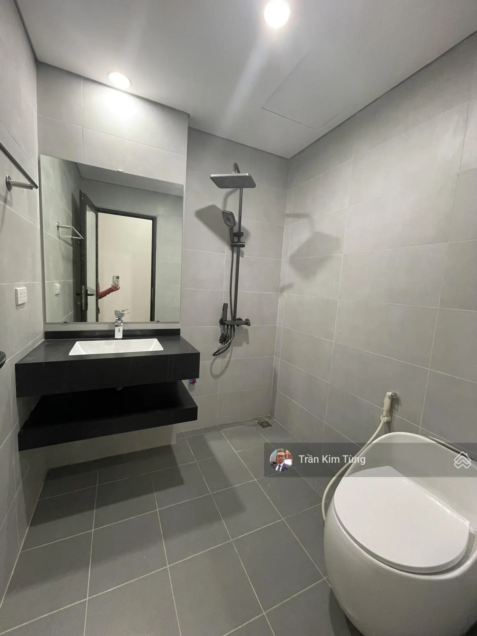 Bán nhà Phố Trạm 38m2 x 5 tầng, ngõ thoáng, ngay cầu vĩnh tuy, sổ đỏ chính chủ