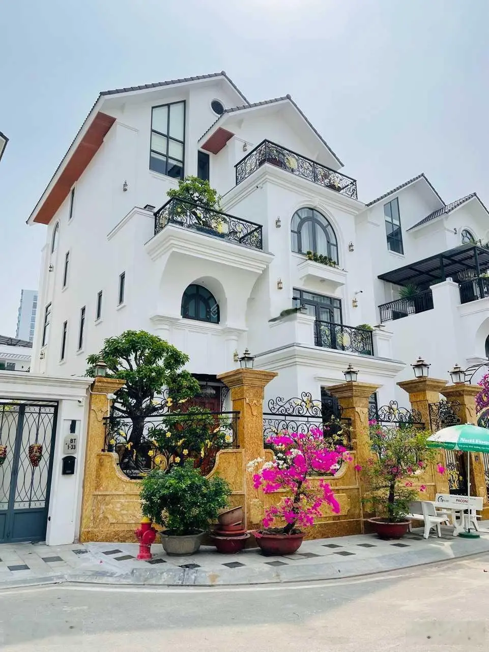 Kẹt tài chánh cần cắt lỗ nền Mystery Villas giá mua 215tr/m2, bán nhanh 180tr/m2