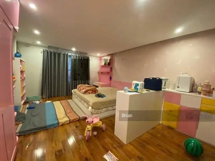 Chính chủ bán nhà khu vực Trần Khát Chân DT 37m2, MT 4.8m, 5 tầng, cách phố 25m
