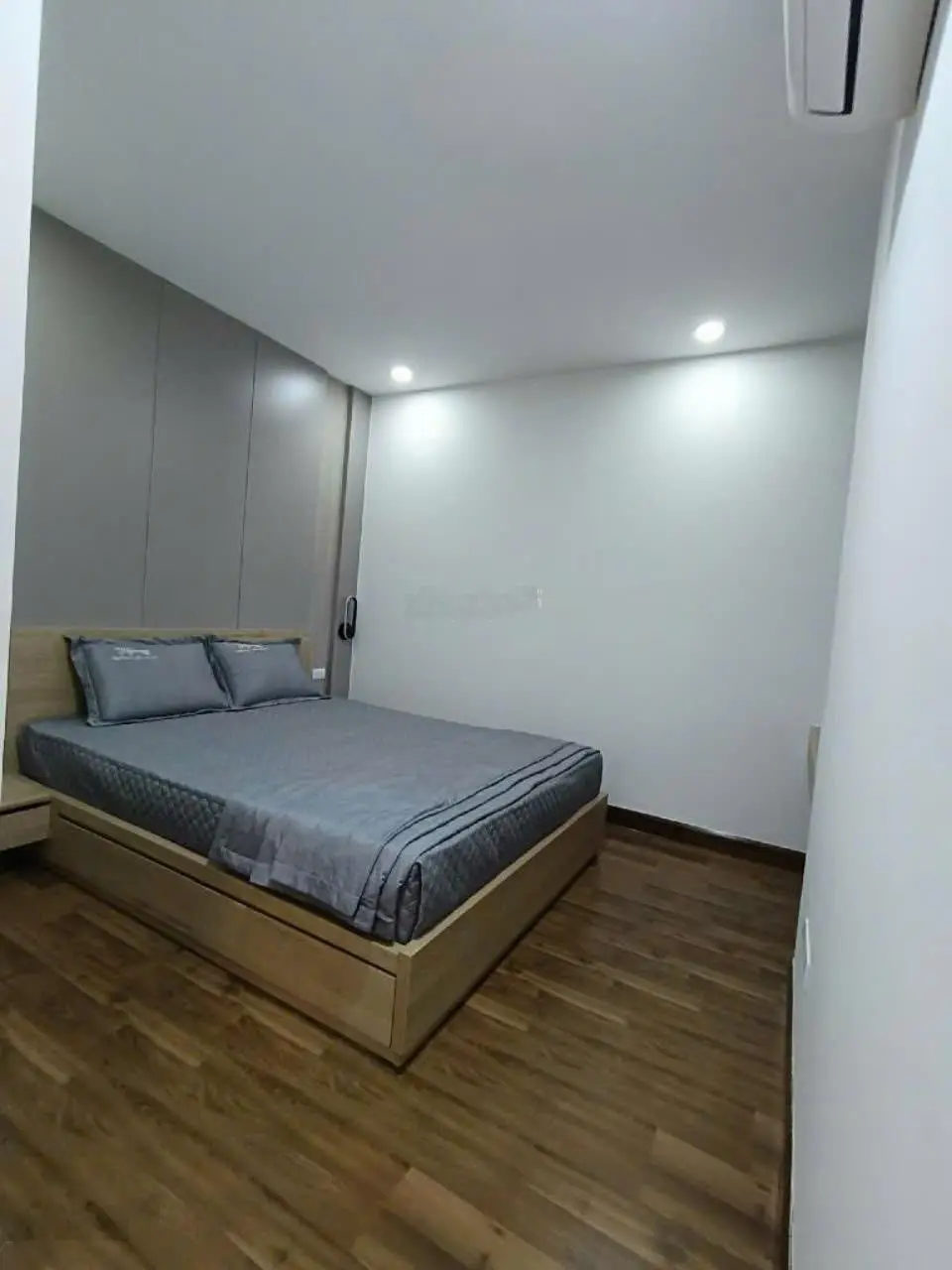 Bán căn hộ chung cư cao cấp toà S4 Goldmark City 136 Hồ Tùng Mậu 68m2 giá 5.65 tỷ!