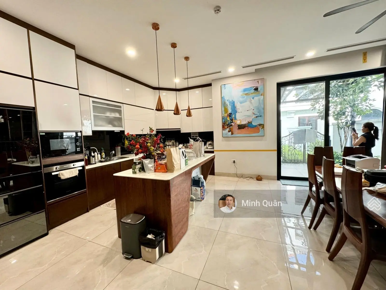 Bán biệt thự 210m2, diện tích sử dụng 458m2. Thuộc khu nhà giàu Vista Lago, gần Vin Tây Mỗ