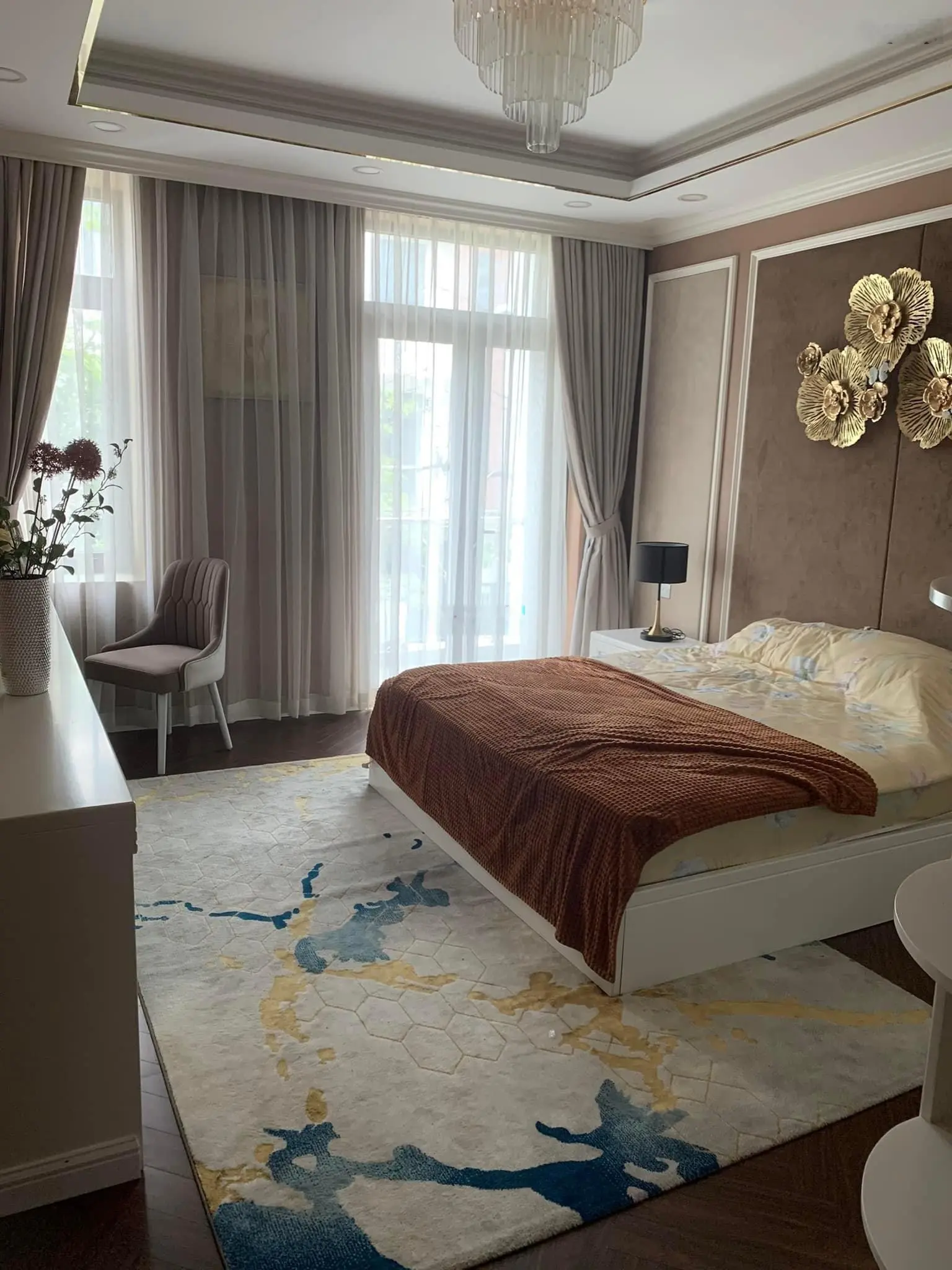Nhà mặt tiền khu tên lửa - bình tân, đt 4x20, đường 12m, 4pn, 2 lầu, sân thượng
