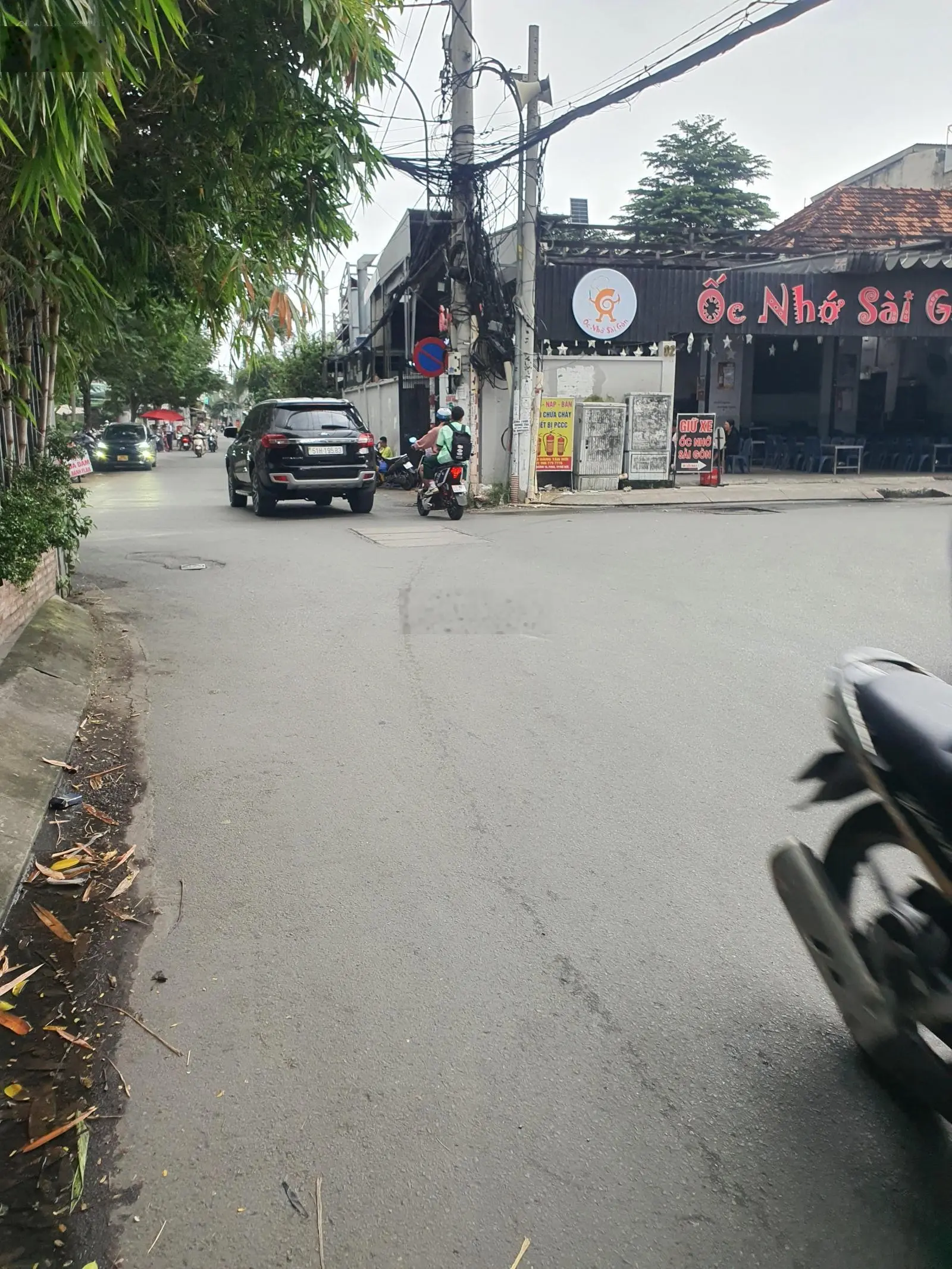 Nhà mặt tiền kd, 206m2, chỉ 53tr/m2. ngay phạm văn đồng, đối diện gigamall. sổ riêng, k quy hoạch