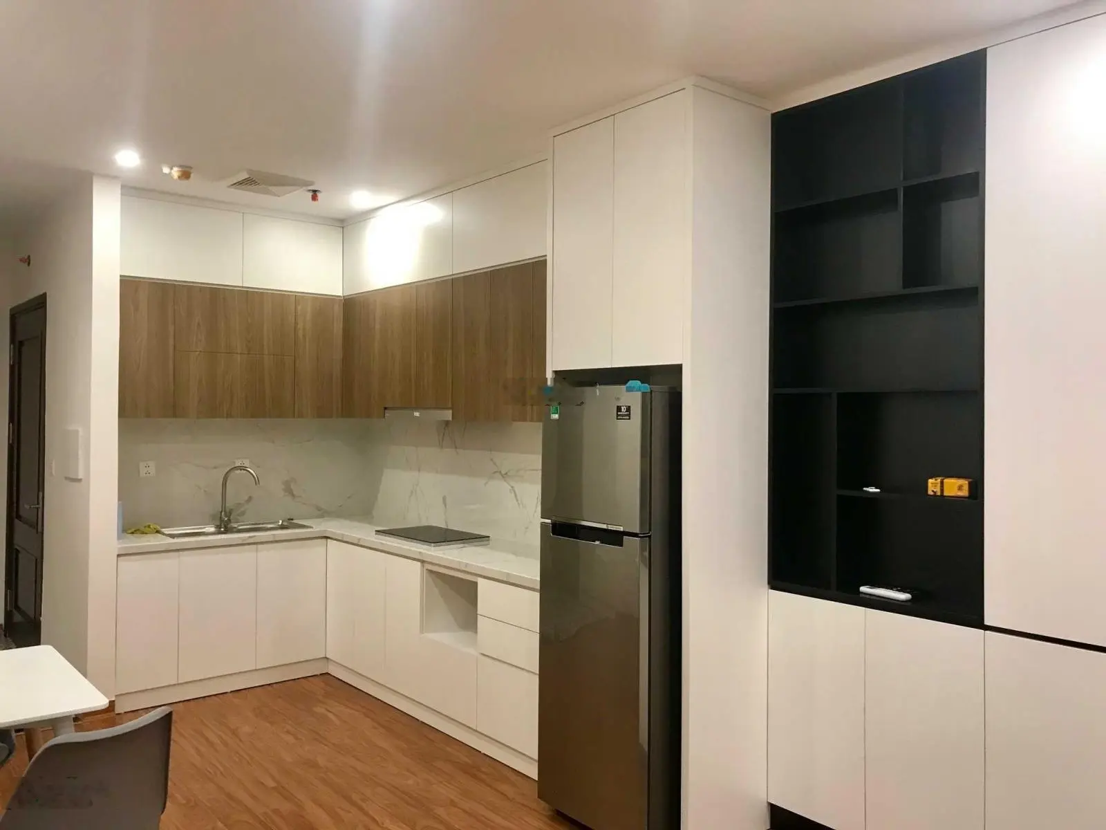 Tôi cần bán căn hộ chung cư A14 Nam Trung Yên, 1 phòng ngủ 44m2