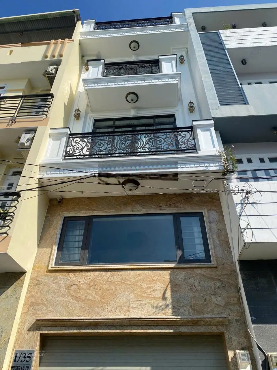 Bán gấp nhà xây mới đẹp 44m2 x 5 tầng tại Bình Tân, đường nhựa 8m thông, xe hơi đậu cửa