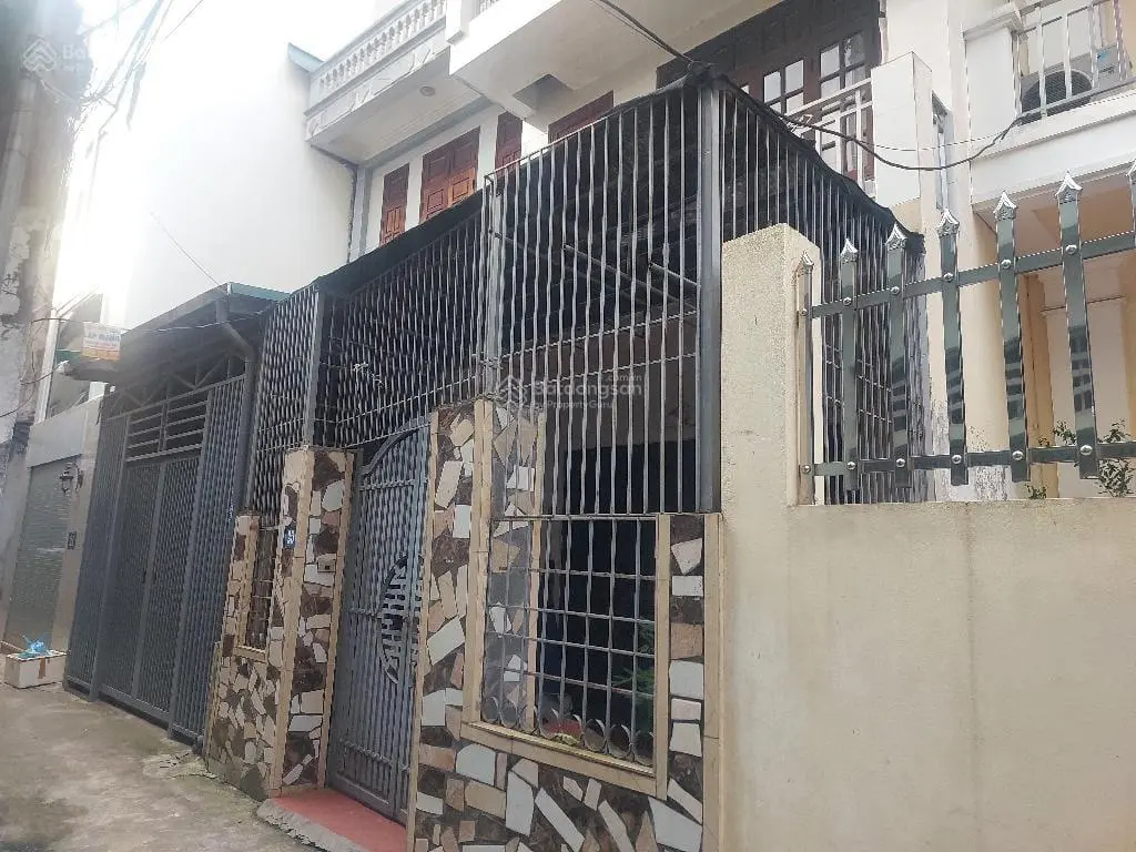 Bán nhà phố Thạch Cầu, Quận Long Biên, diện tích rộng, giá siêu mềm