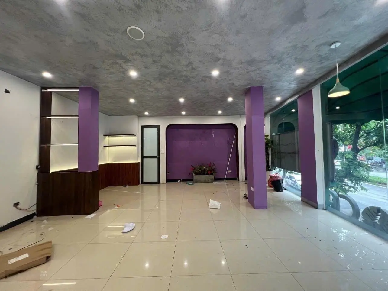 Bán nhà phố Đào Tấn - Ba Đình, DT 110m2, MT 6m, cho thuê doanh thu 120tr/th, vỉa hè 4m, ô tô đậu đỗ
