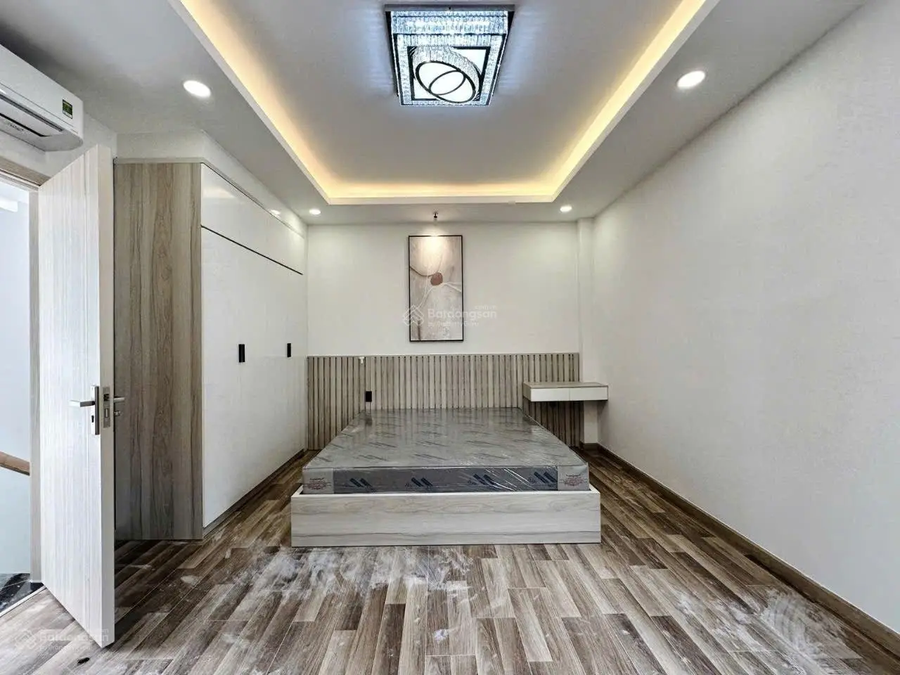 Nhà mới lung linh, 3PN, 4WC, 76m2 tại Đặng Văn Ngữ, Phú Nhuận, 12 tỷ VND