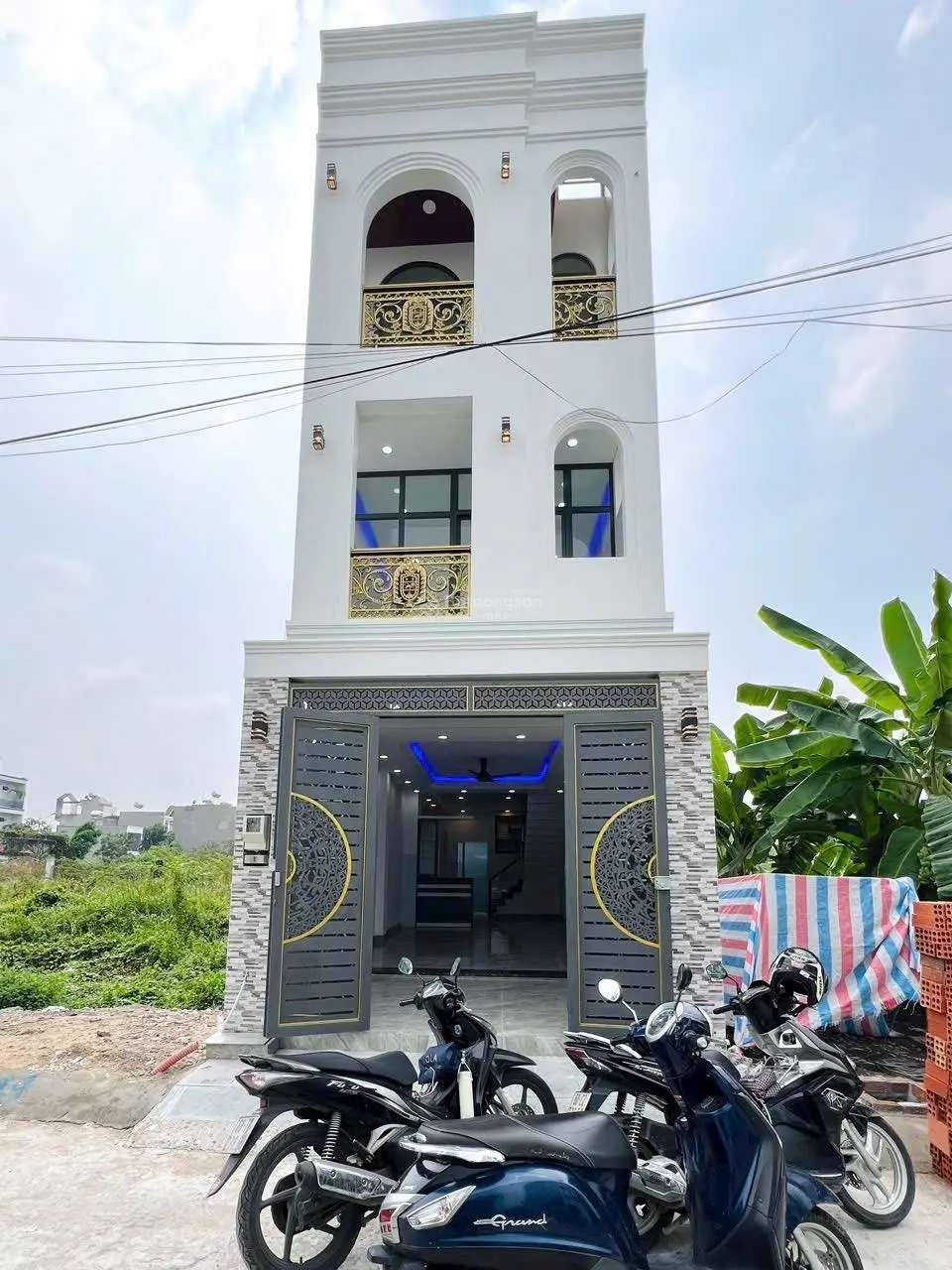 Bán nhà mới 1trệt 2lầu, KDC Nam Khang Nguyễn Duy Trinh, P. Long Trường, Q9, hoàn công đầy đủ