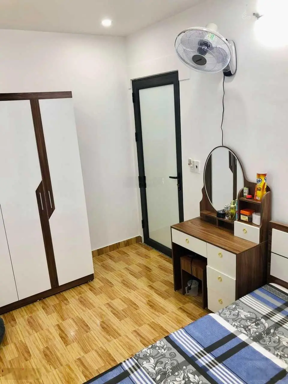 Cần tiền chủ bán gấp nhà 3 tầng Tổ 8, thị trấn An Dương, cách trung tâm Rế 300m, 56m2, giá 2,59 tỷ
