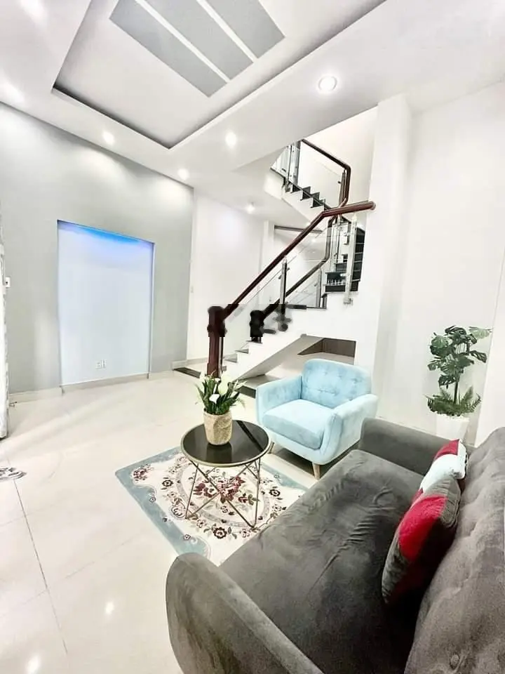 Bán căn nhà Đỗ Xuân Hợp, Phước Long B, Quận 9 diện tích 45m2 giá 3tỷ6 sổ sẵn