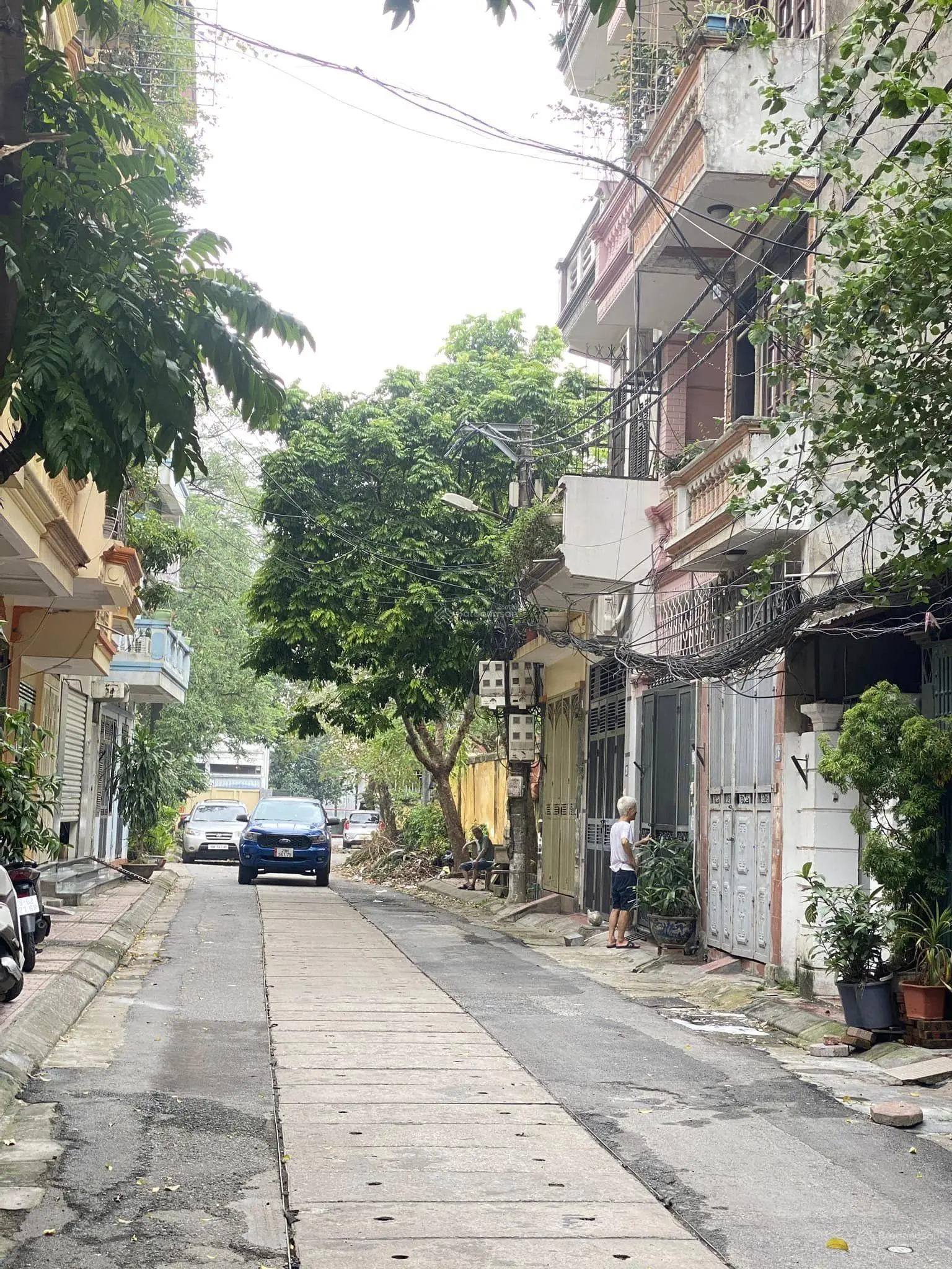 Chủ xoắn bán hạ chào 1 tỷ nhà 70m2 phố Khương Đình, lô góc , ô tô tránh, vào nhà, chỉ nhỉnh 13 tỷ