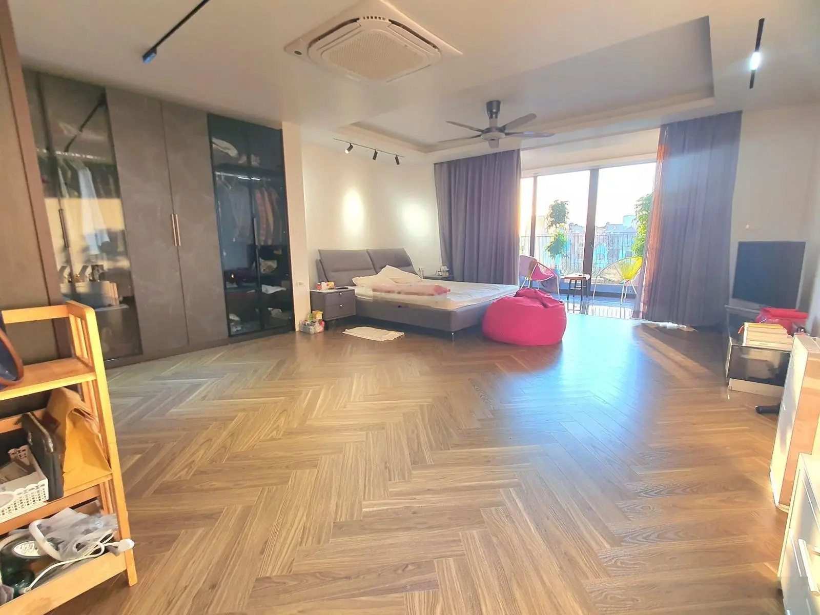 Bán nhà Giang Văn Minh 75m2 5 tầng mặt tiền 6m 13.5 tỷ