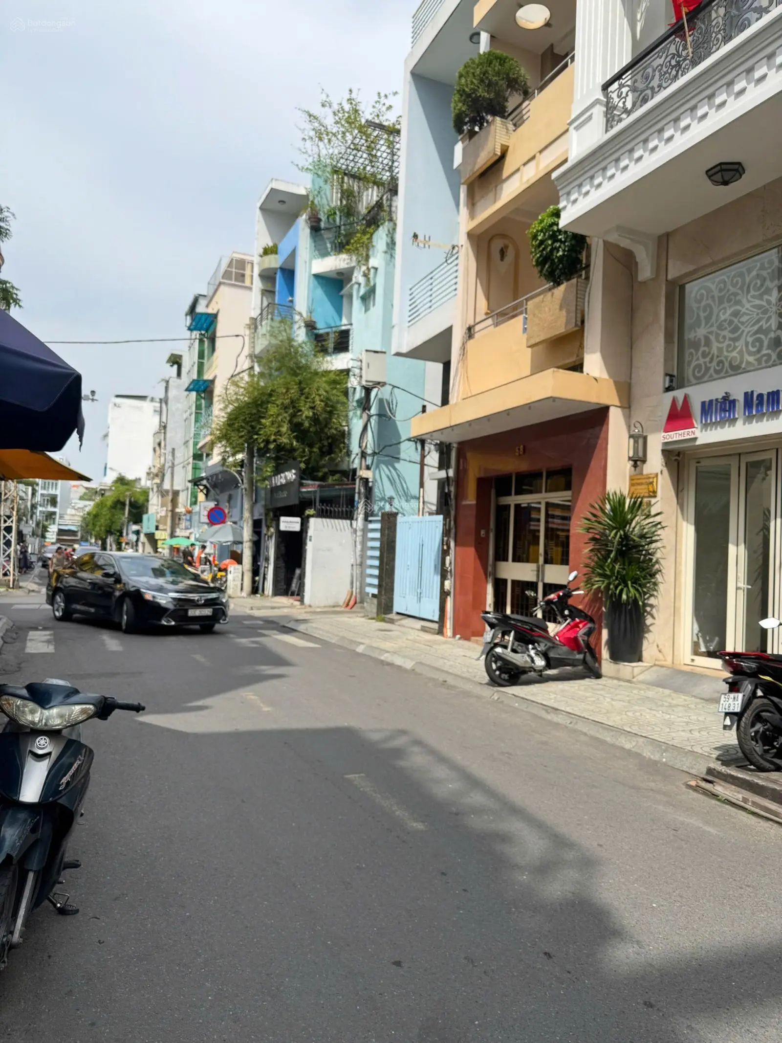 Cần bán gấp siêu phẩm tuyệt đẹp mt thạch thị thanh, ptân định quận 1, dt 4x18m 4 tầng giá bán 27 tỷ
