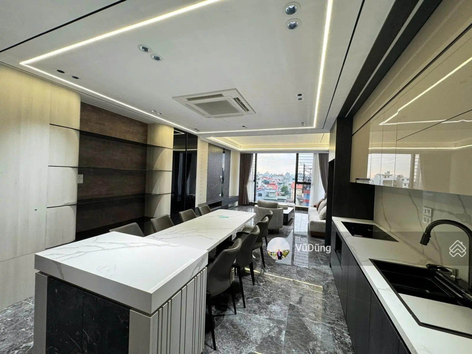 Bán nhà mặt phố Đàm Quang Trung, Long Biên, 52M2, 8 Tầng, MT4.6M, Vỉa hè, kinh doanh, full nội thất