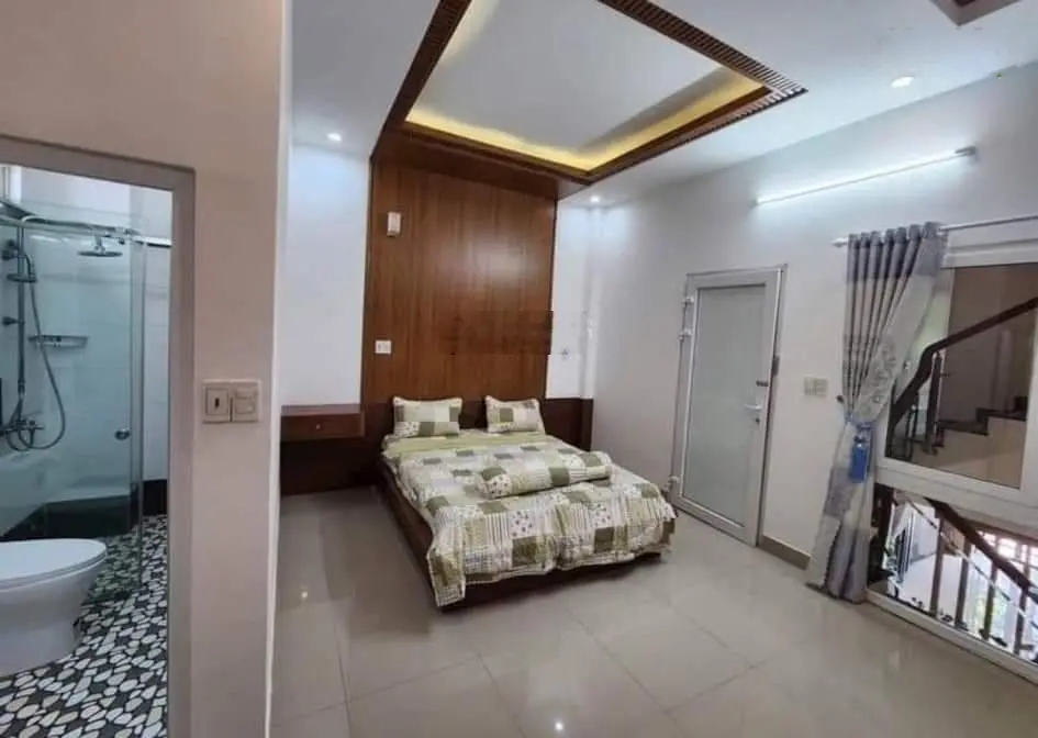 Bán nhà đẹp 4 tầng, mặt tiền đường Bàu Năng, Hòa Minh, Liên Chiểu, Đà Nẵng