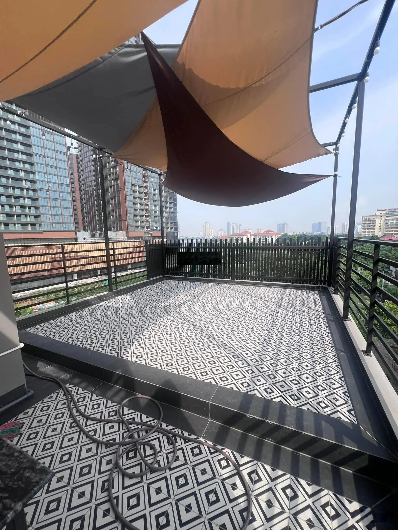 (vip) mặt phố tây hồ 50m2 - 7 tầng thang máy - lô góc - kinh doanh - sổ vuông nhà đẹp. chỉ 29 tỷ
