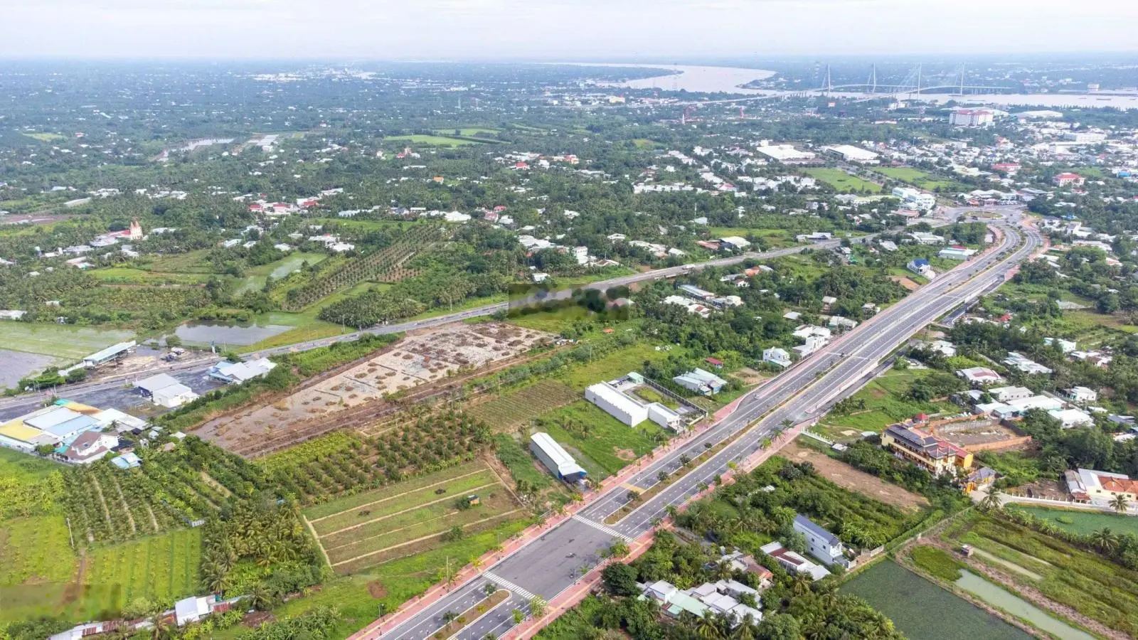 Bán 1.5 ha đất Ngay khu trung tâm tam giác QL1A và Võ Văn Kiệt, Tân Quới Tây, TP.Vĩnh Long