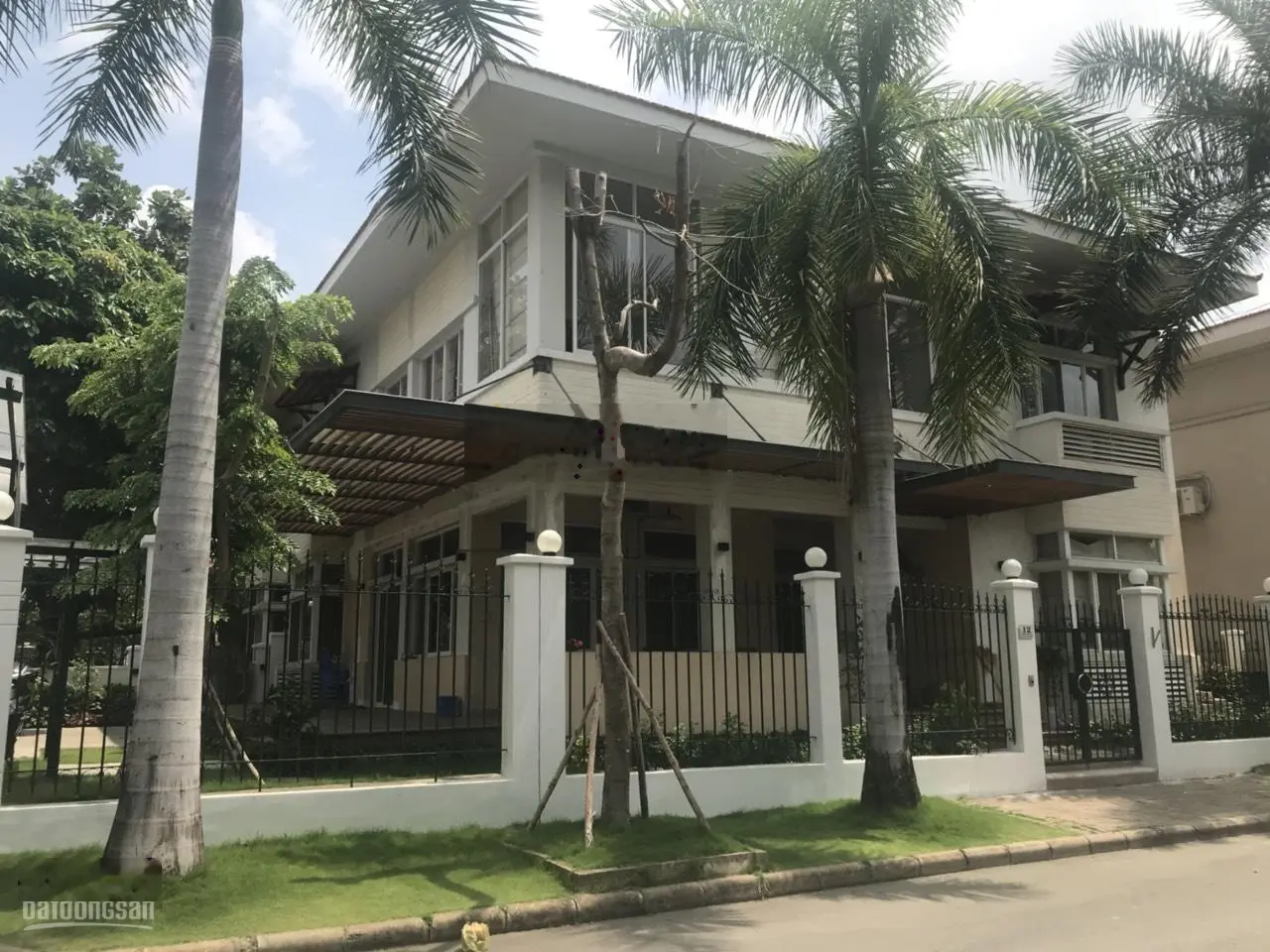 Tin thật 100% biệt thự song lập Phú Mỹ Hưng giá rẻ cần bán gấp giá chỉ 45 tỷ - 0904.044.139