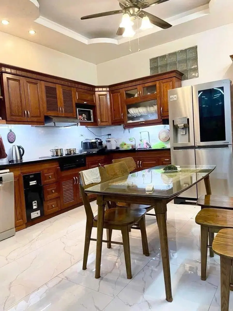 Phải thật nhanh! Lô góc Võ Chí Công, nhà đẹp ở luôn, ngõ 3 gác, 60m ôtô đỗ, ở ngay, 42m2*5T
