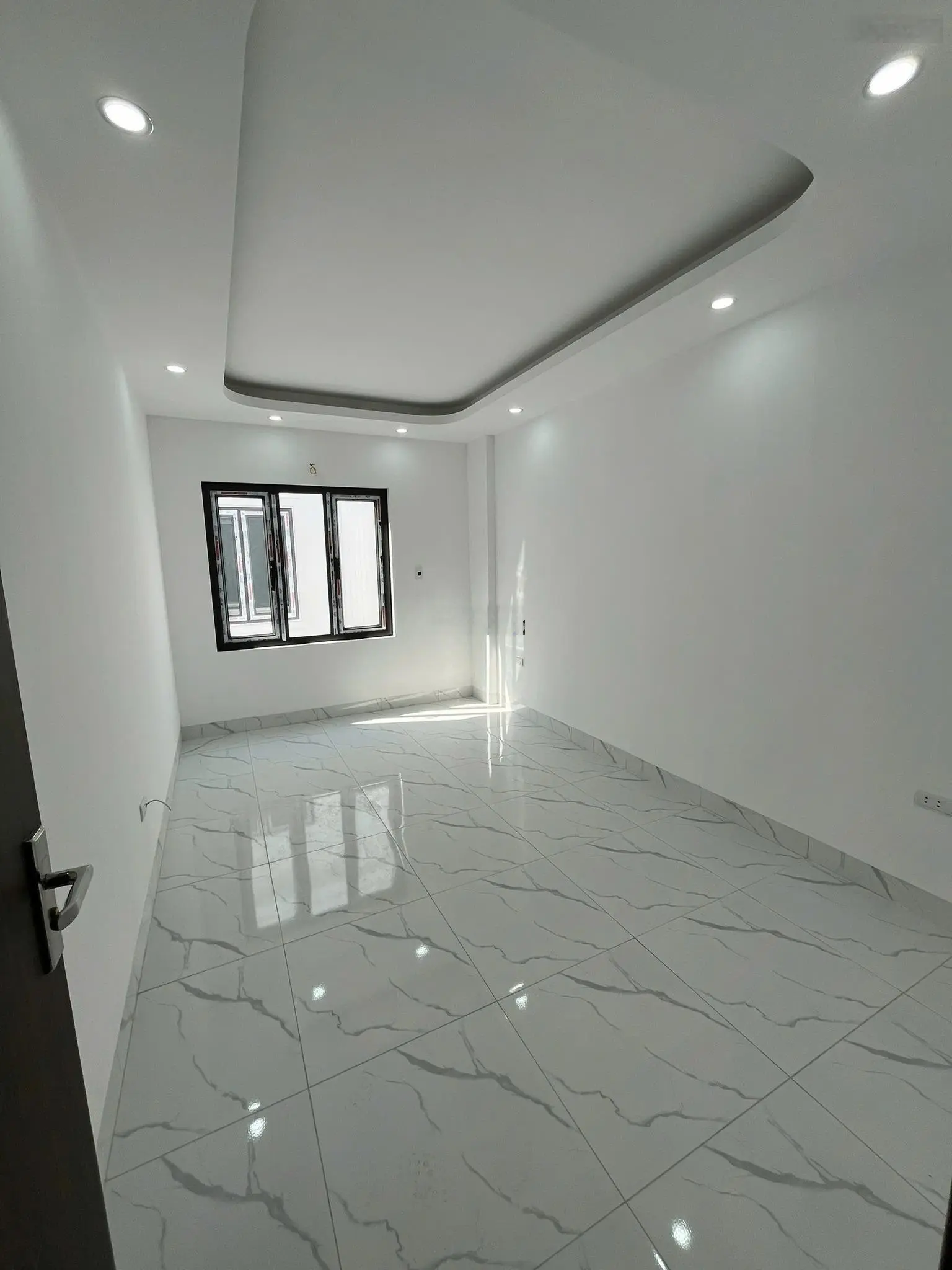 Lô góc, ô tô đỗ cửa nhà mới (4 tầng - 35m2) rẻ nhất HN. Phụng Châu Chương Mỹ. Giá chỉ 1.95 tỷ