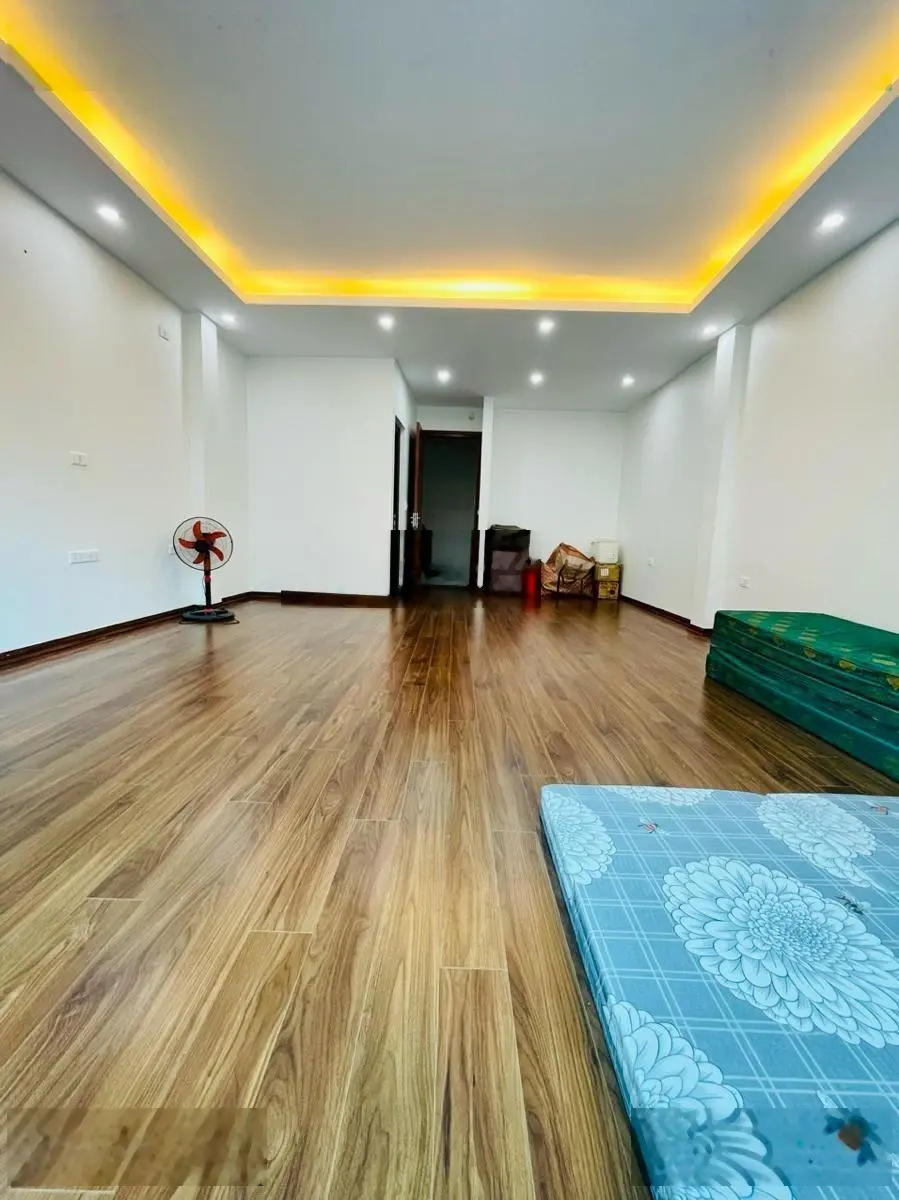 Bán nhà siêu hot mặt ngõ Hồ Tùng Mậu kinh doanh sầm uất 55m2 x 6 tầng mặt tiền 6m cực đỉnh