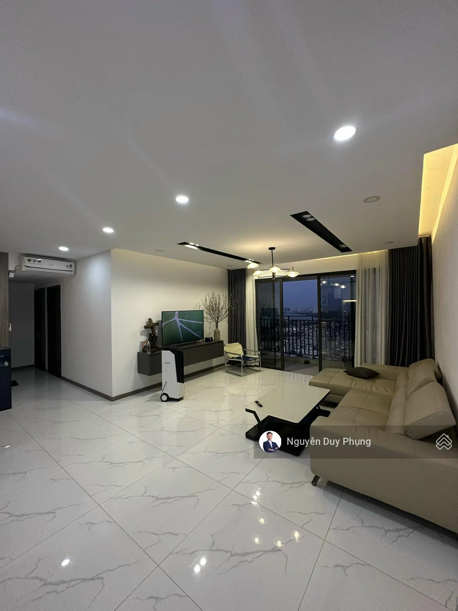 Siêu hiếm căn hộ 3PN diện tích 125m2 giá cực tốt, view Sông Sài Gòn thoáng mát, tầng cao