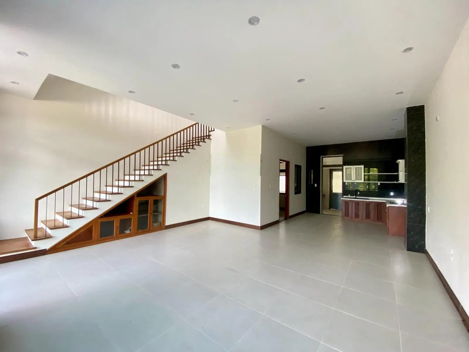 Nhà 3,5 tầng An Cựu City mặt tiền đường số 10. View công viên, cạnh Aeon Mall